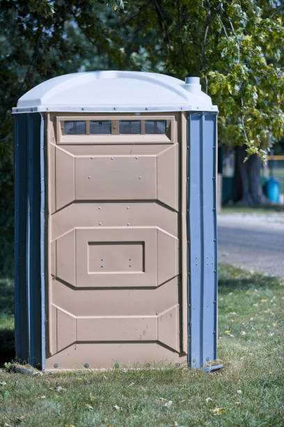 Portable Toilet Options We Offer in Brookville, NY